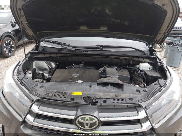 45160684 :رقم المزاد ، 5TDKZRFH9KS298242 vin ، 2019 Toyota Highlander Xle مزاد بيع