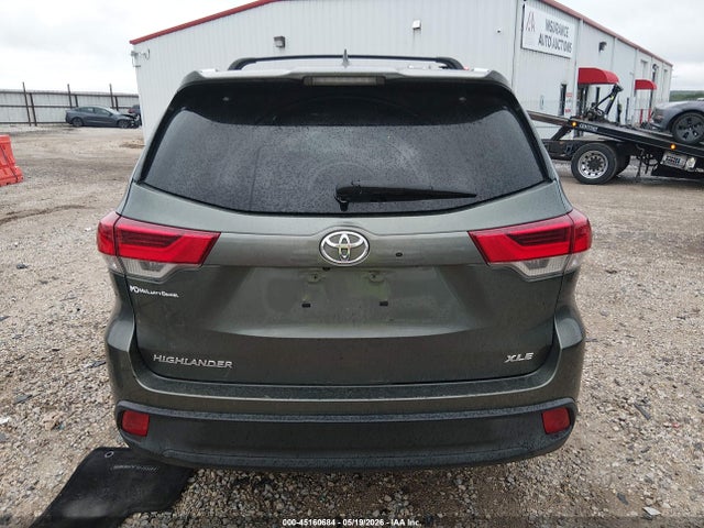 45160684 :رقم المزاد ، 5TDKZRFH9KS298242 vin ، 2019 Toyota Highlander Xle مزاد بيع