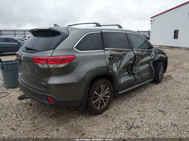 45160684 :رقم المزاد ، 5TDKZRFH9KS298242 vin ، 2019 Toyota Highlander Xle مزاد بيع