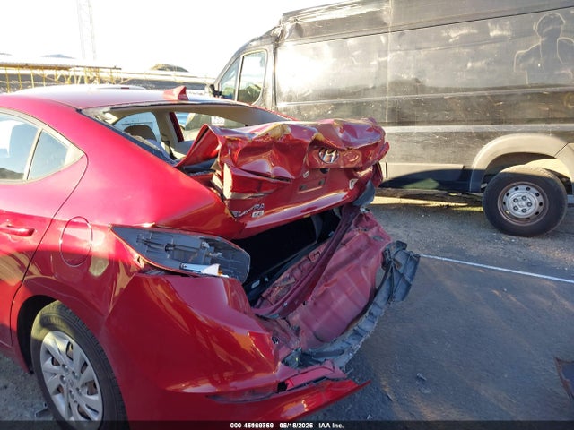 KMHD74LF4HU103801 Hyundai ELANTRA SE