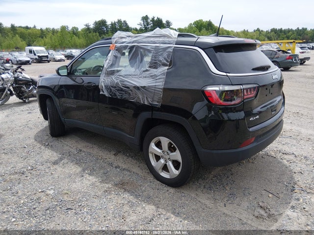 3C4NJDBB6KT689427 Jeep Compass Latitude 4x4
