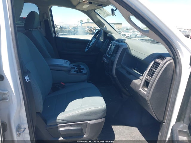 2018 Ram 1500 Tradesman  4x4 5'7 Box მანქანა იყიდება აუქციონზე, vin: 1C6RR7KG8JS144182, აუქციონის ნომერი: 45160795