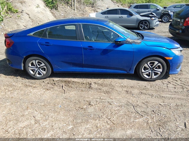 45160811 :رقم المزاد ، 19XFC2F51GE027645 vin ، 2016 Honda Civic Lx مزاد بيع