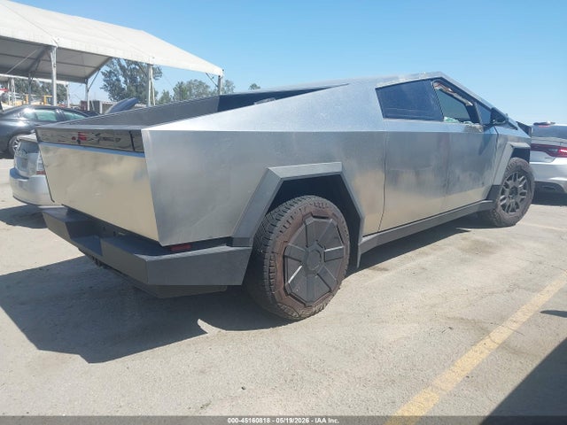45160818 :رقم المزاد ، 7G2CEGEC9SA077409 vin ، 2025 Tesla Cybertruck مزاد بيع