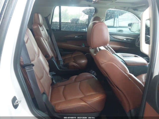 45160819 :رقم المزاد ، 1GYS3BKJ7HR368436 vin ، 2017 Cadillac Escalade Luxury مزاد بيع