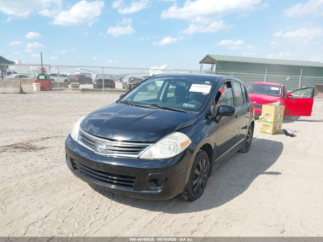 45160825 :رقم المزاد ، 3N1BC1CPXAL362147 vin ، 2010 Nissan Versa 1.8s مزاد بيع