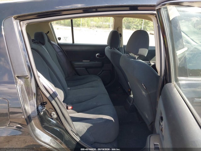 45160825 :رقم المزاد ، 3N1BC1CPXAL362147 vin ، 2010 Nissan Versa 1.8s مزاد بيع