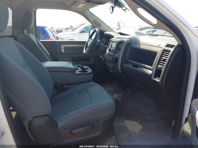 Продажа на аукционе авто 2019 Ram 1500 Classic Tradesman  4x2 8' Box, vin: 3C6JR6DG2KG503880, номер лота: 45160827