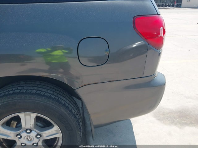 Продаж на аукціоні авто 2015 Toyota Sequoia Sr5 5.7l V8, vin: 5TDZY5G17FS059550, номер лоту: 45160836