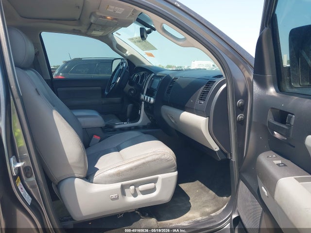Продаж на аукціоні авто 2015 Toyota Sequoia Sr5 5.7l V8, vin: 5TDZY5G17FS059550, номер лоту: 45160836