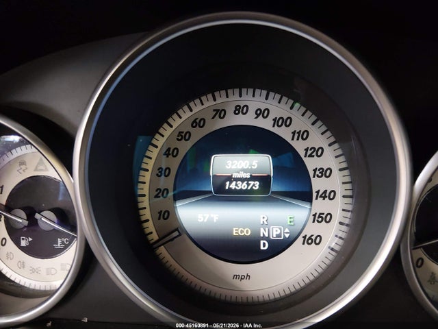 45160891 :رقم المزاد ، WDDHF5KB0EA902202 vin ، 2014 Mercedes-benz E 350 مزاد بيع