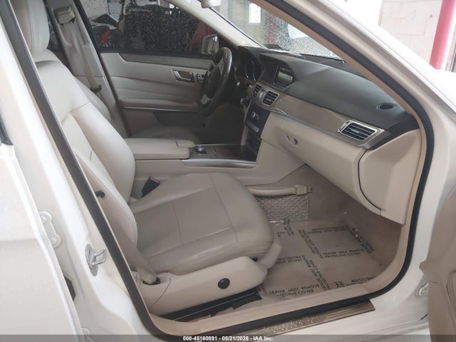 45160891 :رقم المزاد ، WDDHF5KB0EA902202 vin ، 2014 Mercedes-benz E 350 مزاد بيع