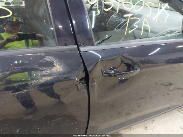 45160919 :رقم المزاد ، 1FADP3K29DL298359 vin ، 2013 Ford Focus Se مزاد بيع