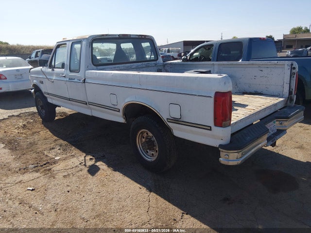 45160933 :رقم المزاد ، 1FTHX26H7SKB10817 vin ، 1995 Ford F250 مزاد بيع