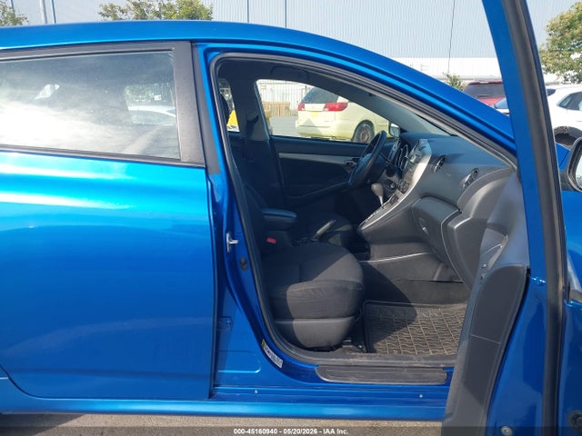 45160940 :رقم المزاد ، 2T1KU40E19C155661 vin ، 2009 Toyota Matrix مزاد بيع