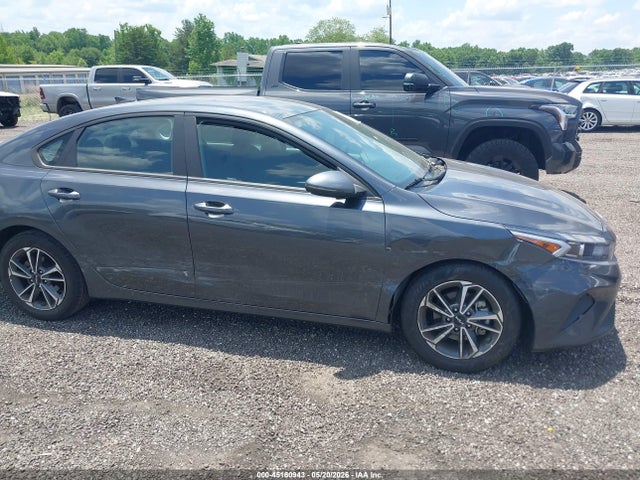 Продажа на аукционе авто 2023 Kia Forte Lxs, vin: 3KPF24AD4PE631137, номер лота: 45160943