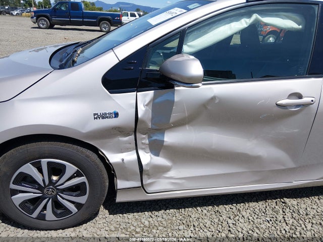 Toyota Prius Prime Advanced 2019 JTDKARFP6K3114620 Image 6