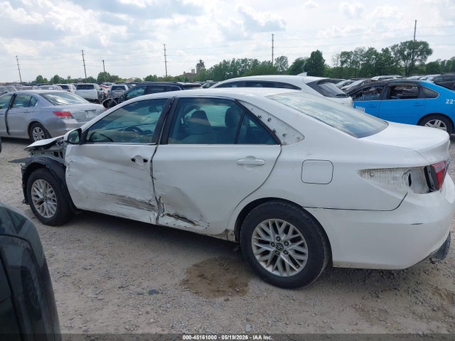 Продаж на аукціоні авто 2017 Toyota Camry Le, vin: 4T1BF1FK2HU646226, номер лоту: 45161000