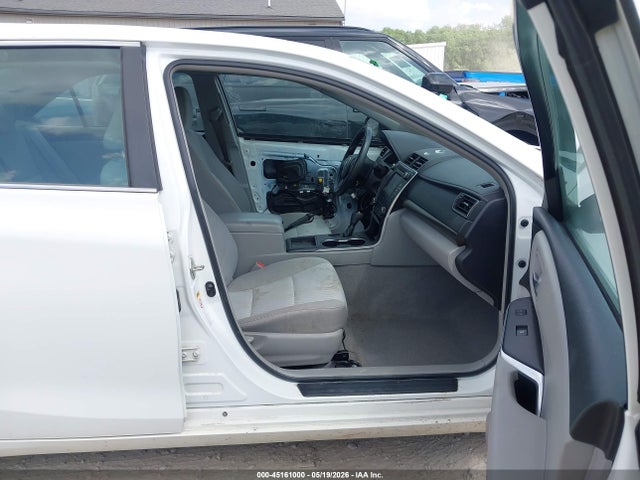Продаж на аукціоні авто 2017 Toyota Camry Le, vin: 4T1BF1FK2HU646226, номер лоту: 45161000