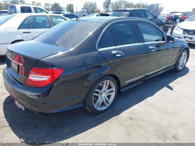 Aukcja sprzedaży 2013 Mercedes-benz C 250 Sport, vin: WDDGF4HBXDA755902, numer aukcji: 45161001