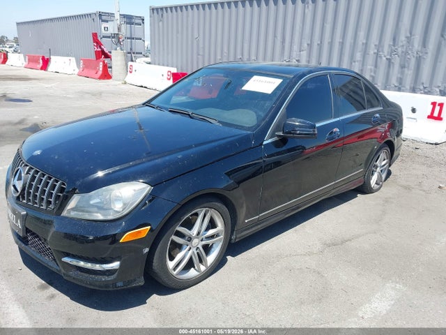 Aukcja sprzedaży 2013 Mercedes-benz C 250 Sport, vin: WDDGF4HBXDA755902, numer aukcji: 45161001