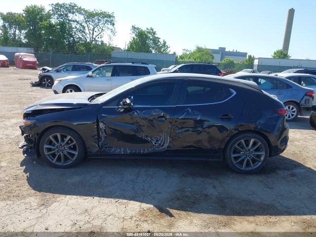 2021 Mazda Mazda3 Select მანქანა იყიდება აუქციონზე, vin: JM1BPBKL0M1403581, აუქციონის ნომერი: 45161037