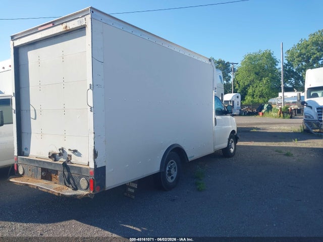 Продаж на аукціоні авто 2015 Chevrolet Express Cutaway 3500, vin: 1GB0G2CF5F1251708, номер лоту: 45161071