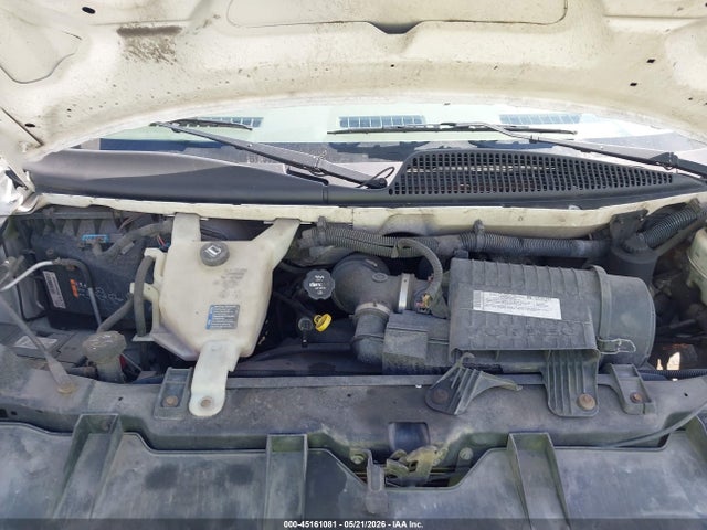 45161081 :رقم المزاد ، 1GB3G4CG9E1126985 vin ، 2014 Chevrolet Express Cutaway 3500 مزاد بيع