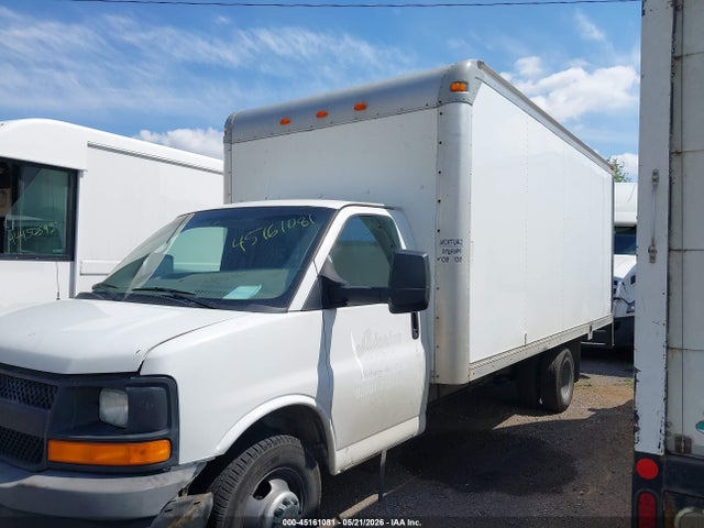 45161081 :رقم المزاد ، 1GB3G4CG9E1126985 vin ، 2014 Chevrolet Express Cutaway 3500 مزاد بيع