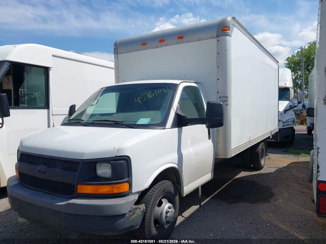 45161081 :رقم المزاد ، 1GB3G4CG9E1126985 vin ، 2014 Chevrolet Express Cutaway 3500 مزاد بيع