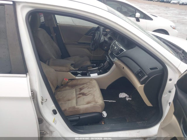 Продаж на аукціоні авто 2015 Honda Accord Lx, vin: 1HGCR2F33FA182121, номер лоту: 45161093