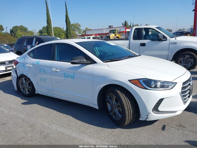 5NPD84LF1JH387955 Hyundai ELANTRA SEL