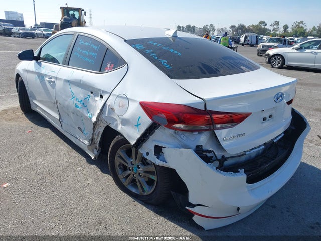 5NPD84LF1JH387955 Hyundai ELANTRA SEL