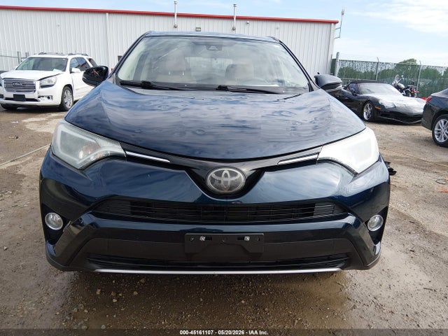 JTMWFREV5JJ748191 Toyota Rav4 Xle