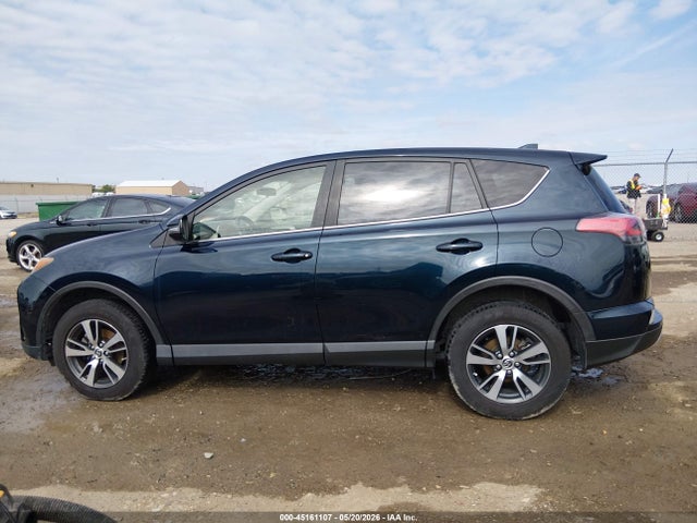 JTMWFREV5JJ748191 Toyota Rav4 Xle