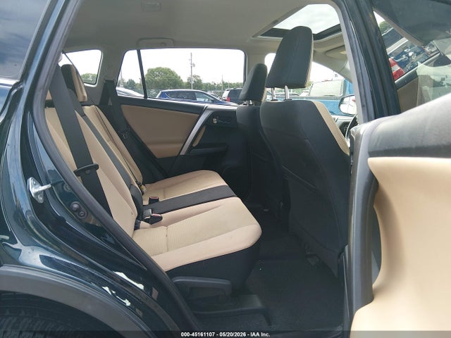 JTMWFREV5JJ748191 Toyota Rav4 Xle