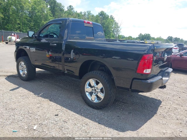 45161112 :رقم المزاد ، 3C6JR6ATXKG500646 vin ، 2019 Ram 1500 Classic Express  4x2 6'4 Box مزاد بيع