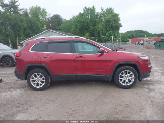 Продажа на аукционе авто 2017 Jeep Cherokee Latitude 4x4, vin: 1C4PJMCS9HW501333, номер лота: 45161128