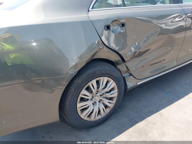 Продажа на аукционе авто 2012 Toyota Camry Le, vin: 4T4BF1FK2CR269122, номер лота: 45161229