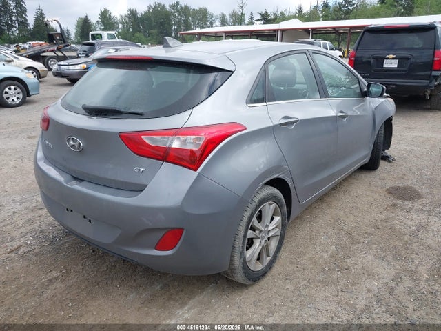 2013 Hyundai Elantra Gt მანქანა იყიდება აუქციონზე, vin: KMHD35LEXDU088370, აუქციონის ნომერი: 45161234