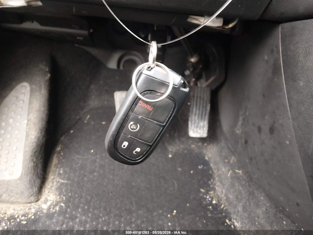 2019 Jeep Cherokee Latitude Plus 4x4 მანქანა იყიდება აუქციონზე, vin: 1C4PJMLB2KD335532, აუქციონის ნომერი: 45161263