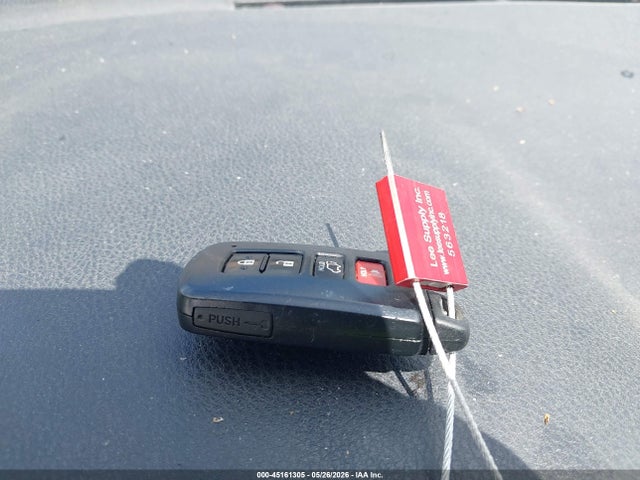 2017 Toyota Rav4 Xle მანქანა იყიდება აუქციონზე, vin: JTMRFREV5HJ713092, აუქციონის ნომერი: 45161305