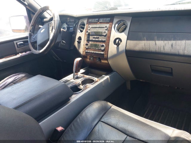 2008 Ford Expedition Limited მანქანა იყიდება აუქციონზე, vin: 1FMFU19528LA13826, აუქციონის ნომერი: 45161338