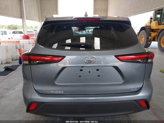 Aukcja sprzedaży 2023 Toyota Highlander Xle, vin: 5TDKDRAH2PS515806, numer aukcji: 45161350
