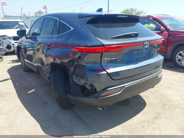 Toyota VENZA LE 2022 JTEAAAAH9NJ093397 Image 3