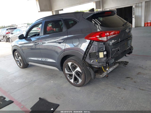 2018 Hyundai Tucson Value მანქანა იყიდება აუქციონზე, vin: KM8J33A28JU632649, აუქციონის ნომერი: 45161376