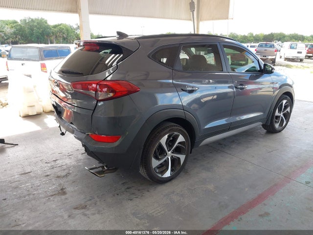 2018 Hyundai Tucson Value მანქანა იყიდება აუქციონზე, vin: KM8J33A28JU632649, აუქციონის ნომერი: 45161376