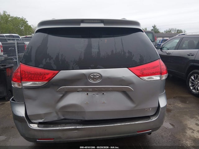 Продажа на аукционе авто 2011 Toyota Sienna Xle V6, vin: 5TDYK3DC5BS132741, номер лота: 45161386