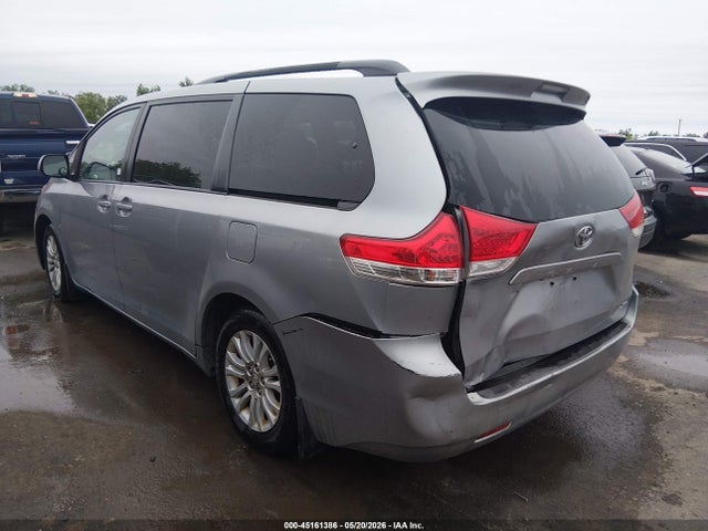 Продажа на аукционе авто 2011 Toyota Sienna Xle V6, vin: 5TDYK3DC5BS132741, номер лота: 45161386