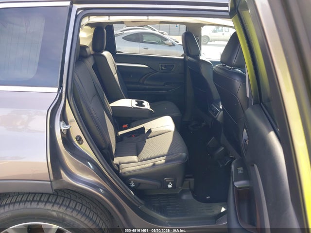 45161401 :رقم المزاد ، 5TDBKRFH5GS348162 vin ، 2016 Toyota Highlander Le/le Plus مزاد بيع
